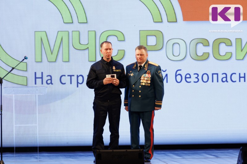 Спасатель "СПАС-КОМИ" Евгений Шулепов может поставить на ход любую технику 