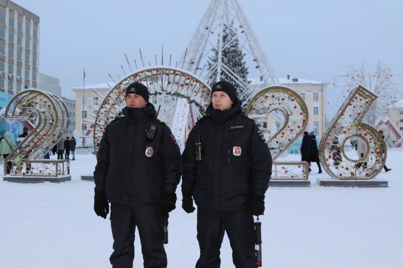 Полицейские обеспечат безопасность на территории Коми в период новогодних и рождественских праздников
