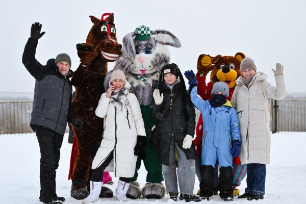 Сотрудники группы компаний 