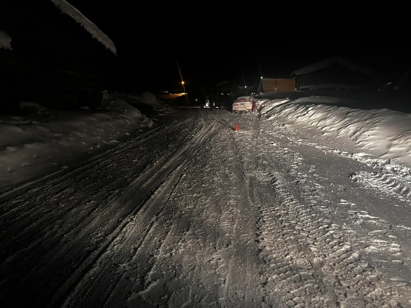Покаталась на "Мужике": в Коми из-за нетрезвых водителей пассажирка мотобуксировщика попала в больницу