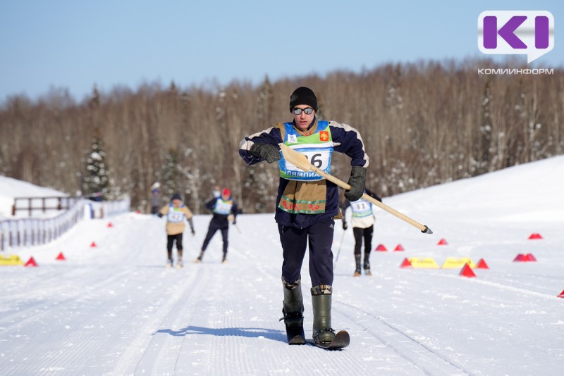 "Здесь ты один на один с природой": участники "Лямпиады" - о том, зачем они приезжают на гонку в охотничьих лыжах