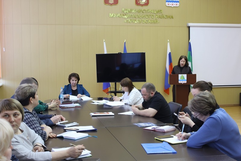 Год села в Коми: в Прилузском районе обсудили развитие здравоохранения и АПК