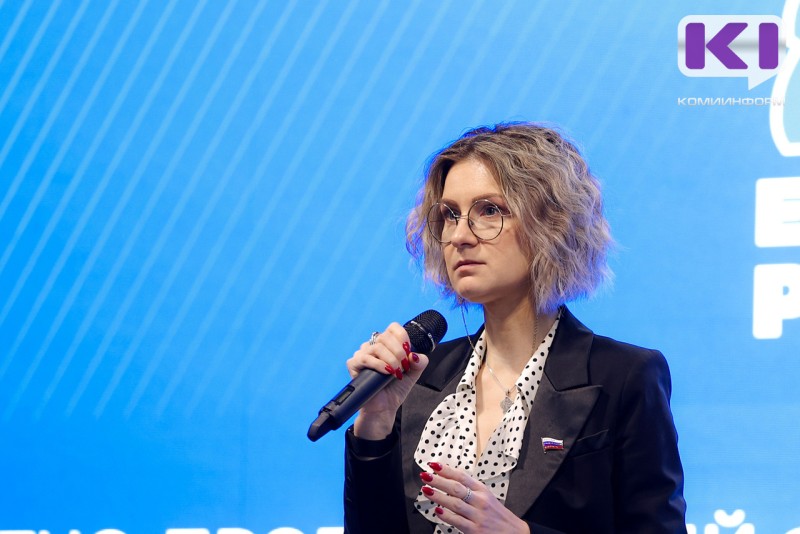 Информационная война: как она влияет на формирование патриотической повестки, традиционных ценностей, семьи
