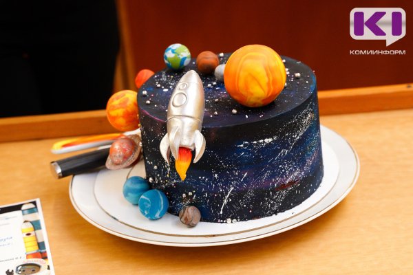 55% сыктывкарцев - за то, чтобы День космонавтики стал государственным праздником и выходным днем