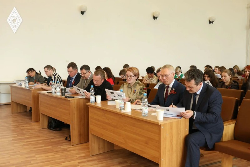 Участники программы "Пера. Путь героя" написали "Диктант Победы" в разных уголках Коми
