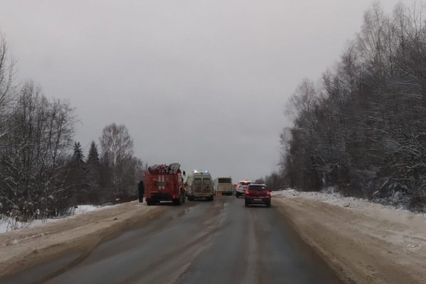 На трассе Чебоксары-Сыктывкар в аварии пострадали два человека