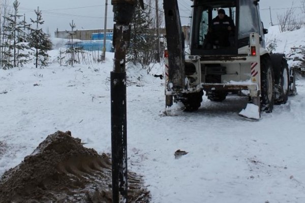 В усинском поселке Усадор началось обустройство водозабора