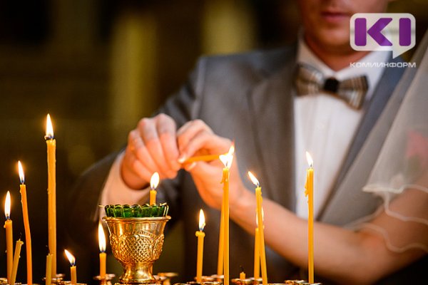 В РПЦ раскритиковали согласившихся на гражданский брак женщин