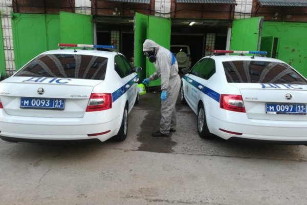 В МВД по Коми организована ежедневная дезинфекция служебного автотранспорта