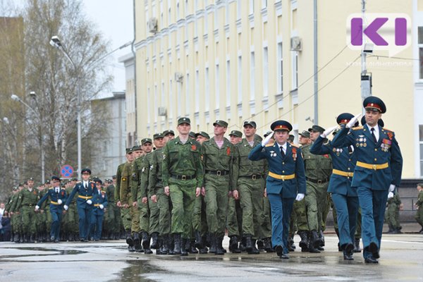 Российские ветеранские организации попросили Путина отложить парад Победы
