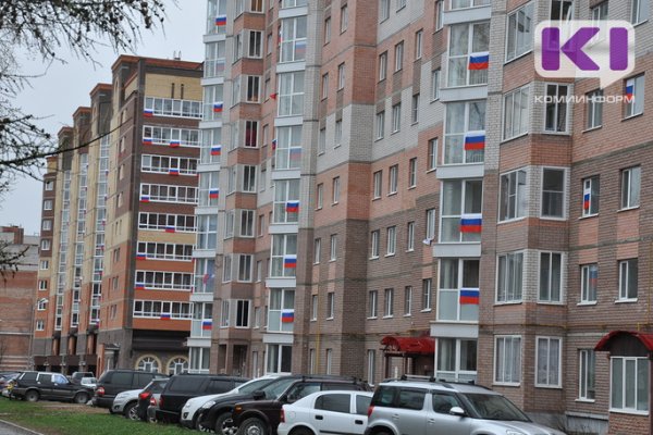Спасибо за Победу: сыктывкарцы украсили дома флагами в честь 9 мая
