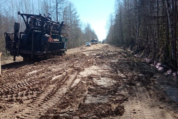 Мусоровозы застряли на дороге Ухта-Троицко-Печорск