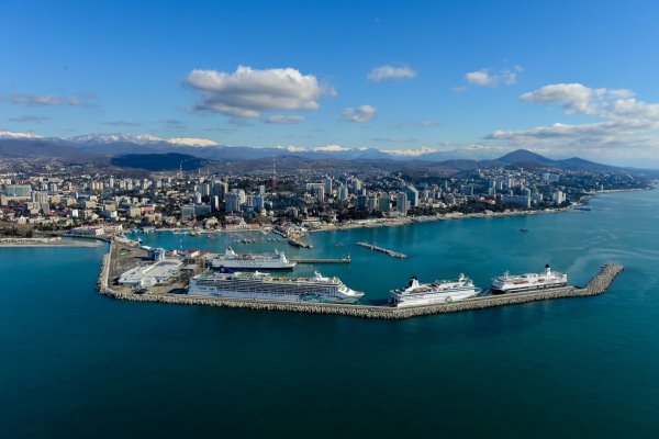 На Кубани с 21 июня ослабят контроль над туристами