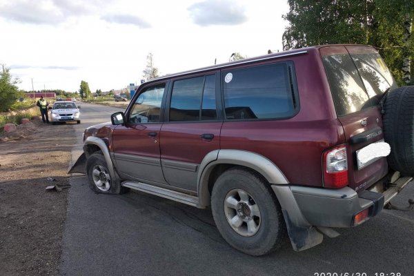 В Сыктывкаре 65-летний мотоциклист въехал в Nissan Patrol