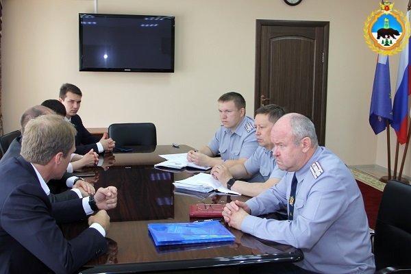 Председатель комитета Совета Федерации предложил организовать в колониях Коми мусоропереработку