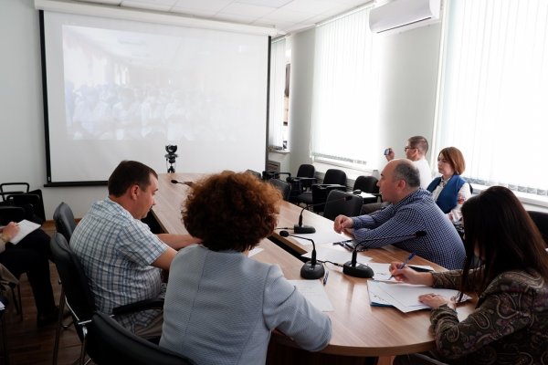 Минтруд Коми разъясняет работникам интернатов особенности выплат за работу в закрытом режиме