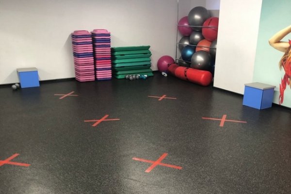 Столичная мэрия продолжает инспектировать объекты спорта, торговли и автобусы