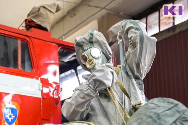 Спасатели Коми показали готовность к ликвидации ЧС в условиях нефтеразлива