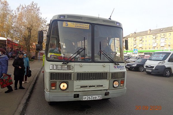 Водители автобусов на двух сыктывкарских маршрутах нарушают масочный режим


