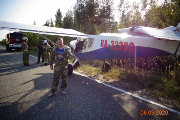 Завершена проверка по факту вынужденной посадки самолета на дороге в Ухте 