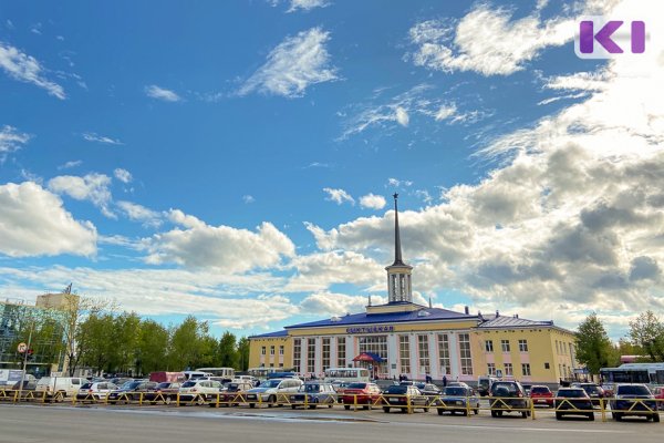 Платная парковка или общественная территория: сыктывкарцы могут высказать мнение о площадке у жд-вокзала