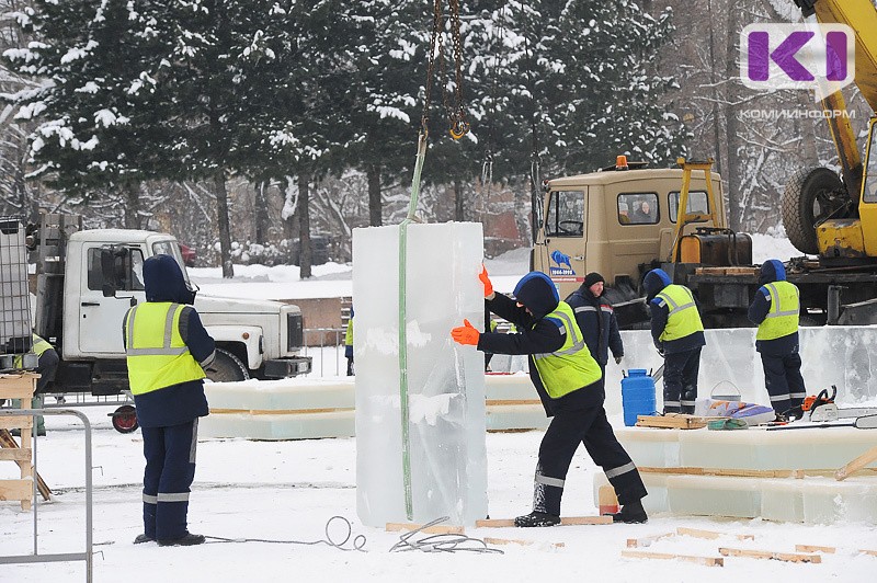 Площадь в Эжве в новогодние праздники превратится в "Чудесный край"