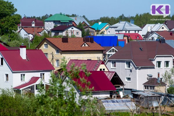 Сыктывкарке не удалось выселить из частного дома бывшего супруга с его новой семьей