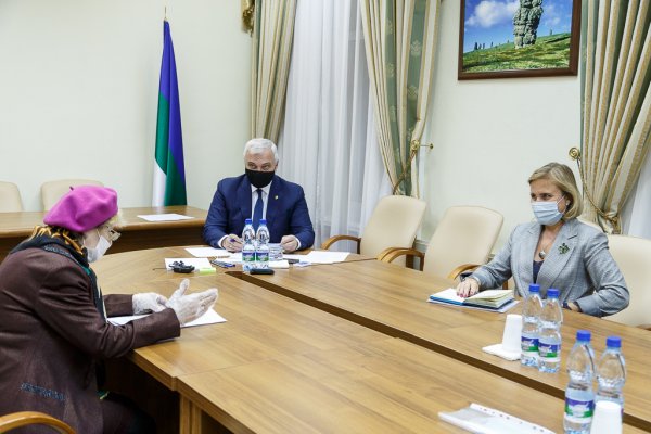 Владимир Уйба провёл личный приём граждан