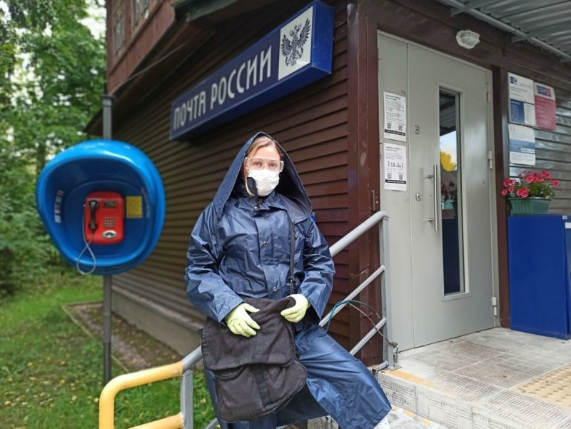 В пандемию почтальоны стали чаще принимать платежи через мобильные терминалы

