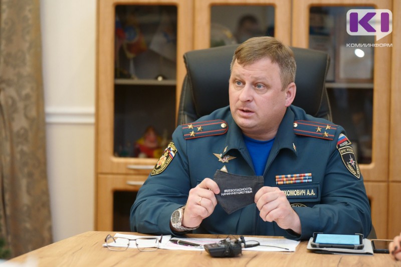 Начальник МЧС Коми посоветовал перед Крещенскими купаниями прислушаться к своему здоровью 