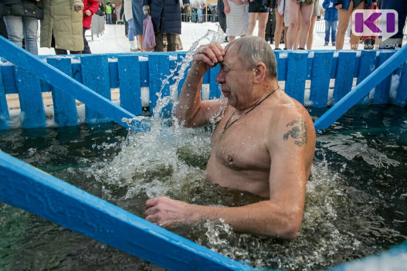 Освящать воды Сыктывкара начнут с 18 января

