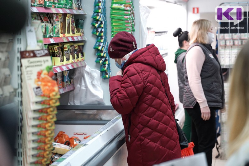 В Сыктывкаре сотрудники трех организаций не соблюдают меры профилактики коронавируса

