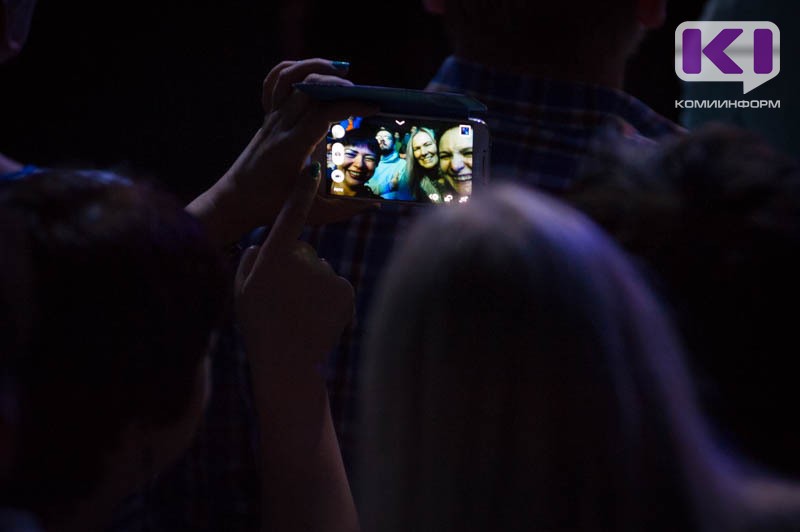 Эксперты рассказали, можно ли похудеть с помощью смартфона
