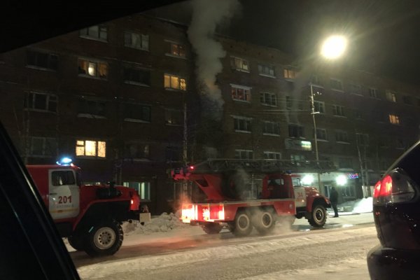 На пожаре в Печоре погибла женщина, два человека, в том числе двухмесячный ребенок, госпитализированы