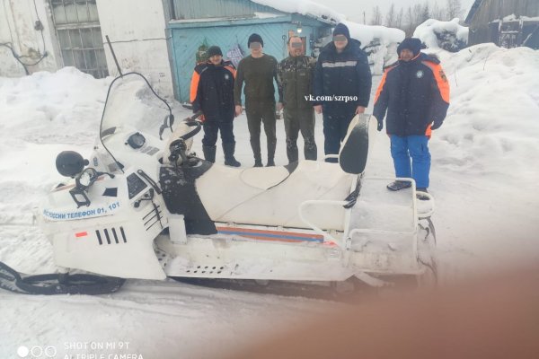 Пропавшие под Воркутой снегоходчики отказались возвращаться домой со спасателями