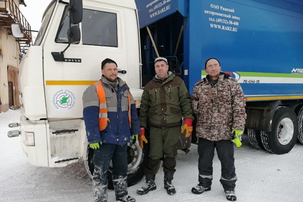 В Воркуте грузчики и водитель мусоровоза спасли женщину