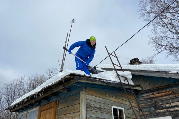 Волонтерский отряд северного десанта помог жителям двух населенных пунктов Корткеросского района