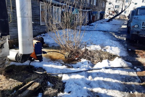 В Сыктывкаре коммунальщики спасли жителей 