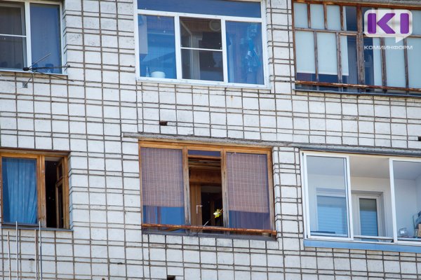 Судебные приставы Сыктывкара взыскали штраф с установщика пластиковых окон  

