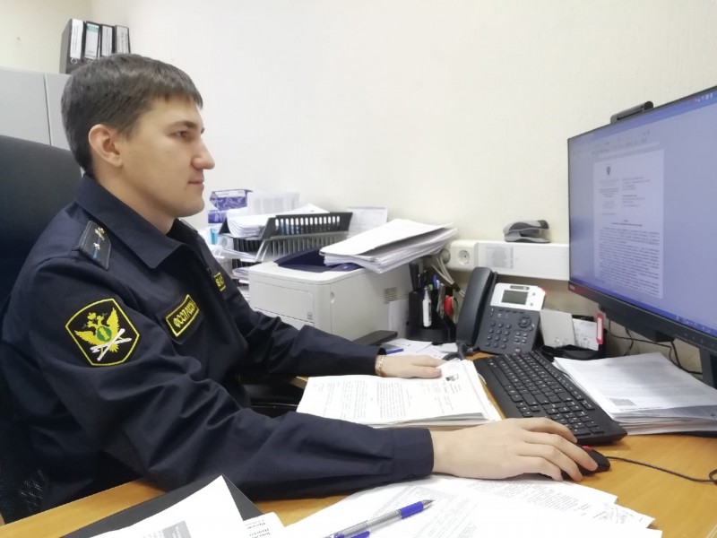 В Коми мостостроители расплатились с владельцем АЗС за разбитый асфальт

