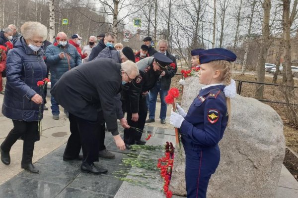 В Ухте почтили память милиционеров, погибших при исполнении служебного долга

