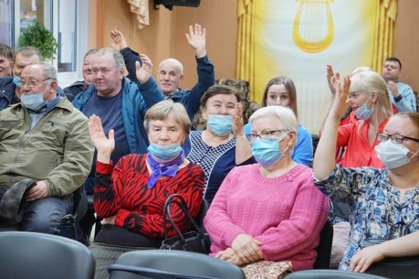 В Верхней Максаковке прошло обсуждение планов по строительству медучреждений