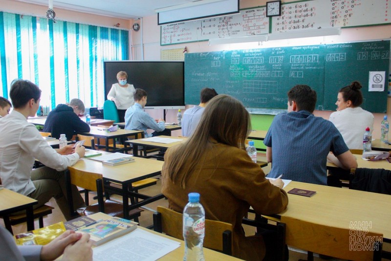 В Коми почти все выпускники получили "зачет" по итоговому сочинению с первого раза