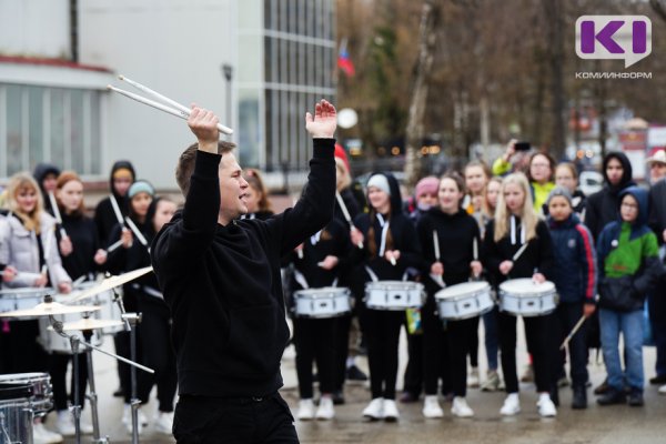 На ярмарке в Сыктывкаре поставили музыкальный рекорд