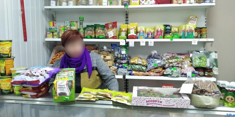 Продавцов сыктывкарских магазинов продолжают проверять на предмет соблюдения масочного режима
