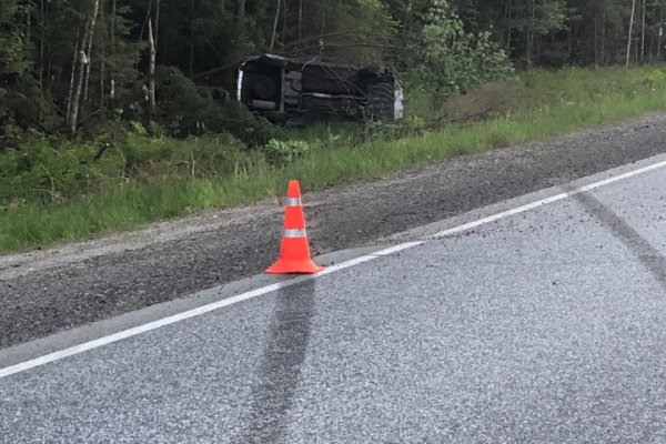 В Прилузье водитель сбежал с места ДТП, оставив пассажирку с открытой черепной травмой