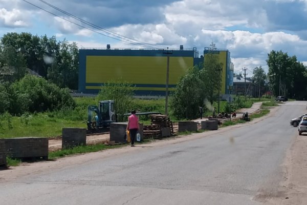 В Микуне начался ремонт 3d-тротуара по ул.Ленина