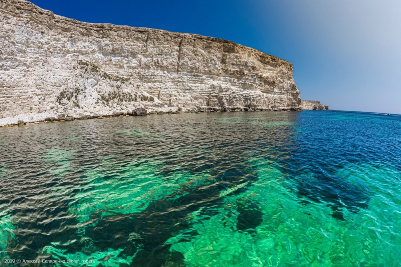 Туроператоры спрогнозировали срок снижения цен на отдых в Крыму и Сочи 

