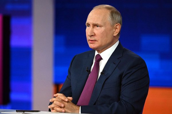 Путин призвал разобраться с мошенниками