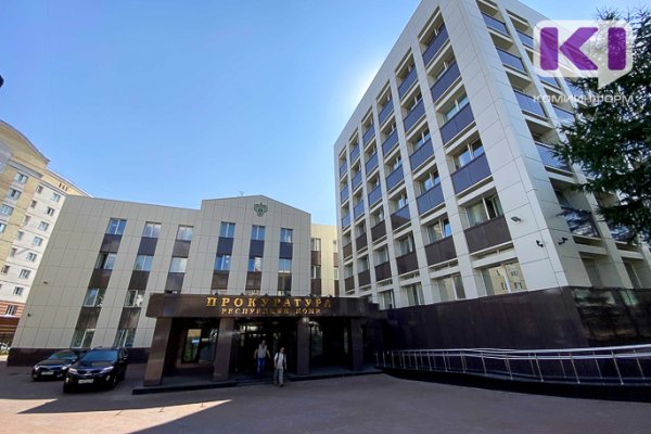 Прокуратура Сыктывкара в суде защитила право сироты на жильё

